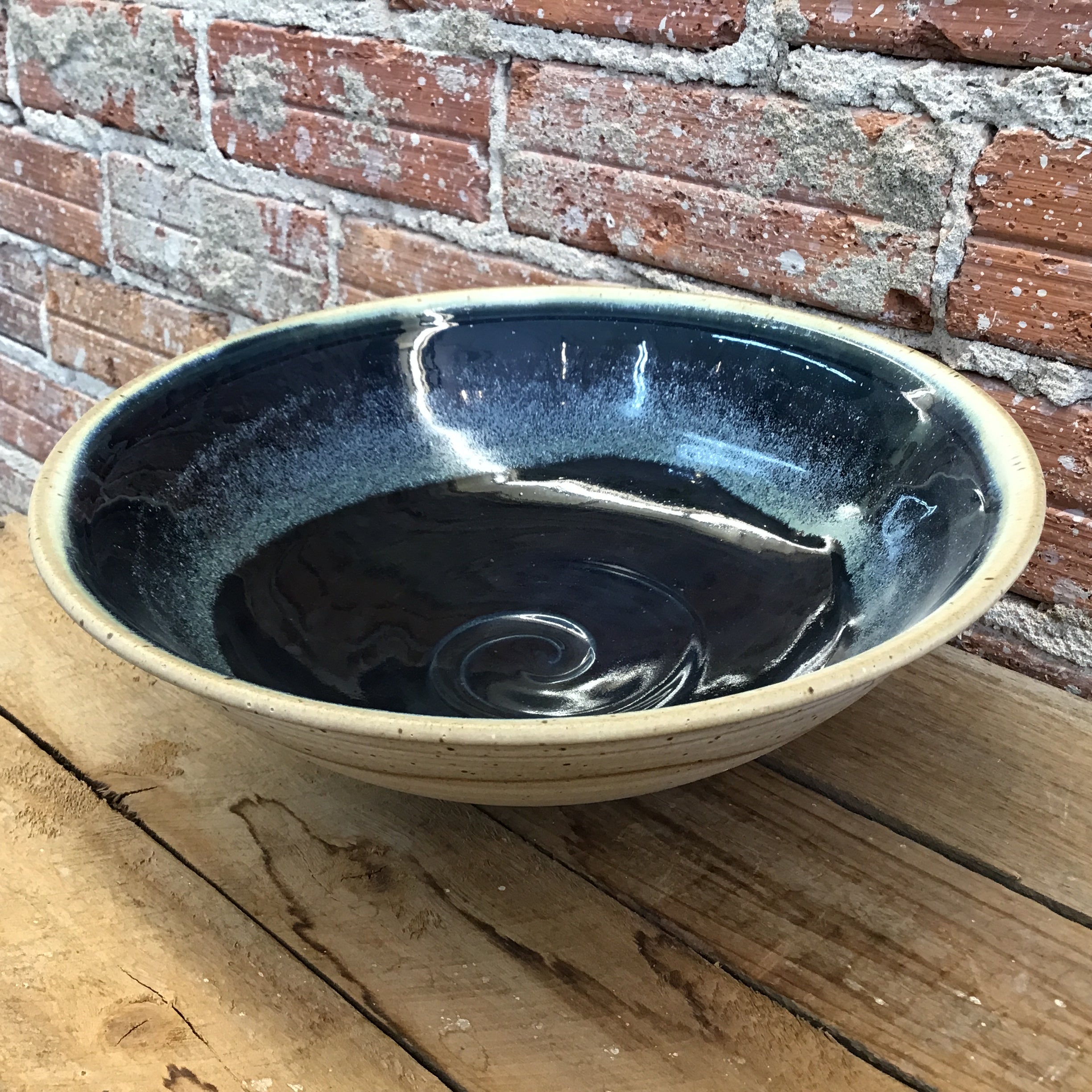 Deep Swirl serving bowl