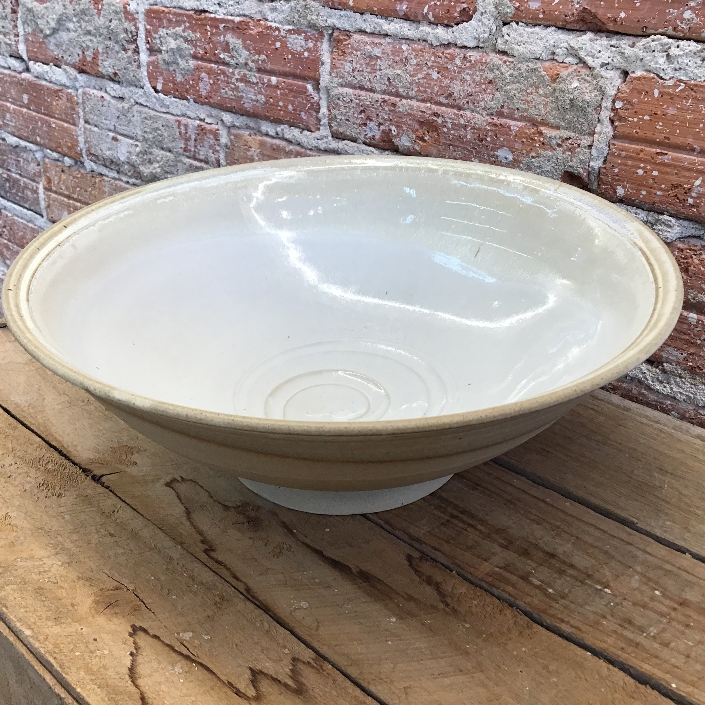 Deep Swirl serving bowl