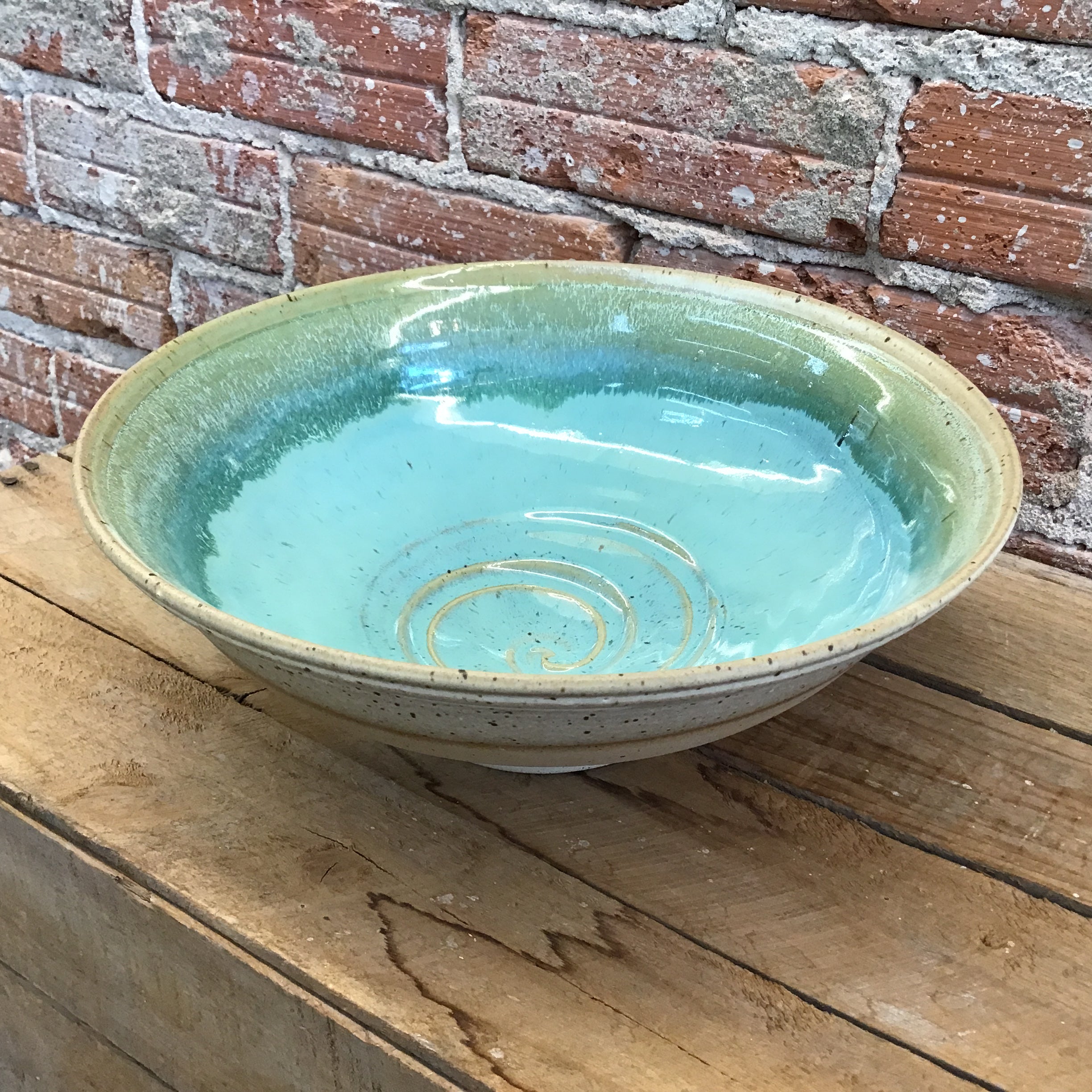 Deep Swirl serving bowl