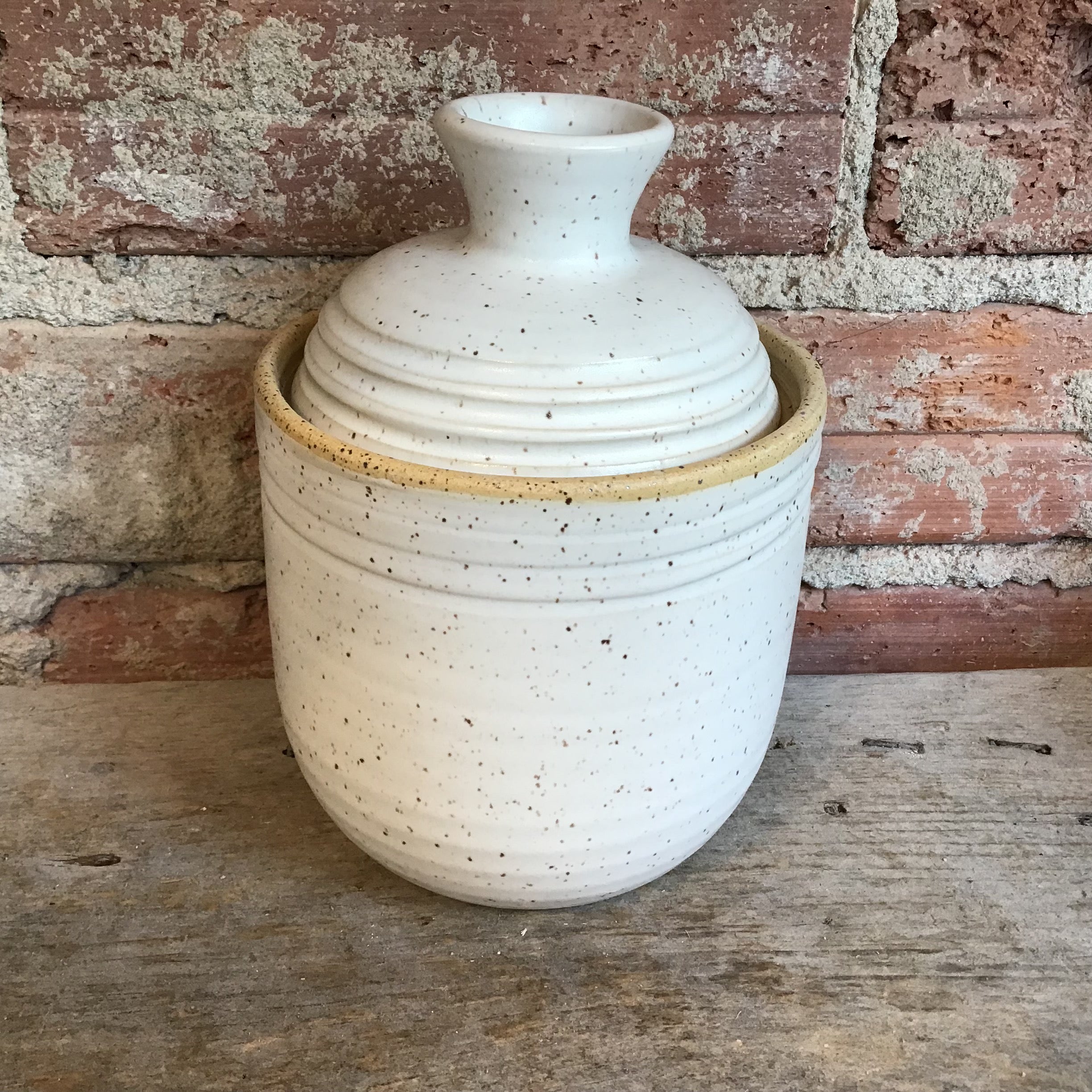 Medium Lidded Pot