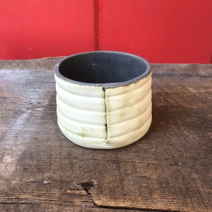 Salt dish
